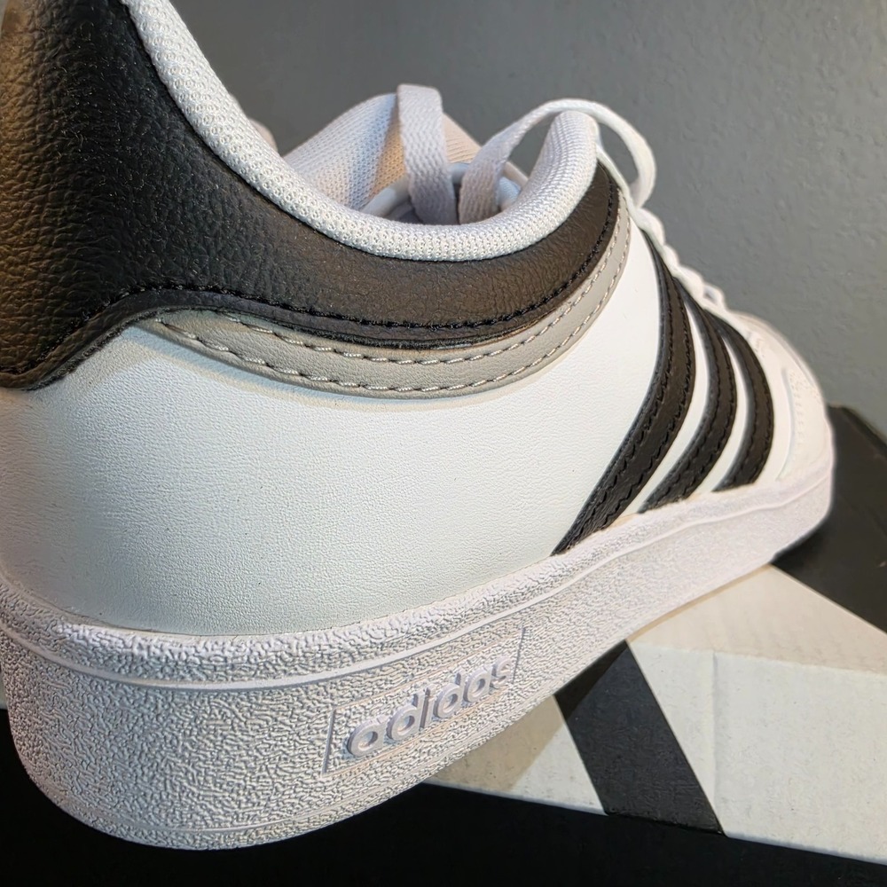 New Men 5.5 Women 6.5 Adidas Hoops 4.0 JQ9985 White Black Suede Basketball NWT - Picture 5 of 13